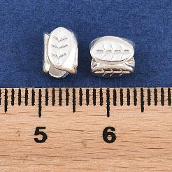 チベット風合金ビーズ  鉛フリー＆カドミウムフリー  葉  銀  7x5.5mm  穴：3mm&nbsp;K092E021