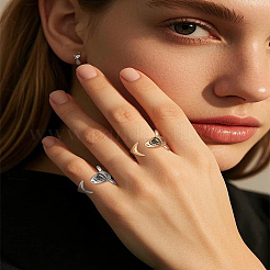 2Pcs 2 Colors Shark Shape Zinc Alloy Cuff Rings for Women&nbsp;RJEW-LP0005-23