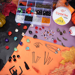 DIY ジェムストーン ハロウィン イヤリング & ブレスレット メイキング キット  合成ターコイズ スカル & コーラル ローズ & ガラス シード & 合金 & アクリル ビーズを含む  ポリコットンタッセルペンダント  アイアン製ピアスフック  ミックスカラー  宝石ビーズ：42個/箱&nbsp;DIY-PH0008-84