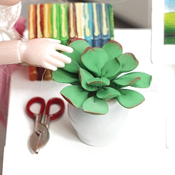 陶器のミニモデル付き鉢植え多肉植物粘土  マイクロランドスケープドールハウスアクセサリー  小道具の装飾のふりをする  ミディアムシーグリーン  35x21mm&nbsp;PW-WG86ED7-01