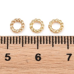 真鍮のはんだ付けされた閉じた丸カン  ツイストラウンド  24KGP本金メッキ  5x1mm  内径：3mm&nbsp;KK-K253-15C-03G