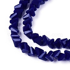 オペークガラスビーズ連売り  三角形  多面カット  ダークブルー  3~3.5x4~4.5x4~4.5mm  穴：0.8mm  約121~131個/連  14.37~15.35インチ（36.5~39cm）&nbsp;GLAA-N019-4mm-20