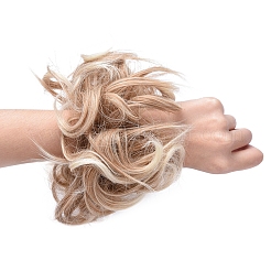女性のためのヘアパンエクステンション  ウェーブカーリー乱雑なドーナツシニョンヘアピース  耐熱高温繊維  淡い茶色  7インチ（18cm）&nbsp;OHAR-L011-A02