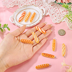 樹脂製ミニ朝食用フードペンダントセット10個  バゲットチャーム  プラチナアイアンループ付き  ミックスカラー  40~42x8.5~9.5x6~8mm  穴：1.8mm&nbsp;FIND-TA0008-32