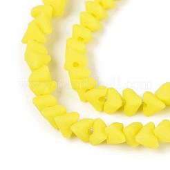 曇った不透明なガラスビーズの連売り  三角形  多面カット  シャンパンイエロー  3~3.5x4~4.5x4~4.5mm  穴：0.8mm  約121~131個/連  14.37~15.35インチ（36.5~39cm）&nbsp;GLAA-N017-4mm-13