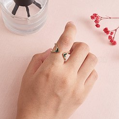 クリスクロスクリアキュービックジルコニアカフリング  女性のための18KGP本金メッキ真鍮オープンリング  ニッケルフリー  グリーン  usサイズ6 1/4(16.7mm)&nbsp;X1-RJEW-T016-36G-01