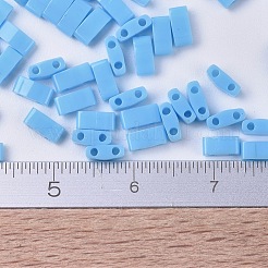 MIYUKIハーフティラビーズ  日本製シードビーズ  2の穴  （htl413)不透明なターコイズブルー  5x2.3x1.9mm  穴：0.8mm  約250PCS /ボトル  10 G /ボトル&nbsp;SEED-JP0008-HTL0413