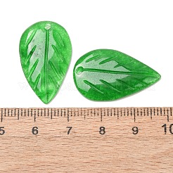 染色された天然水晶の彫刻ペンダント  葉のチャーム  グリーン  26~27x16~17x3mm  穴：1.4~1.8mm&nbsp;GG-CBA0022-17