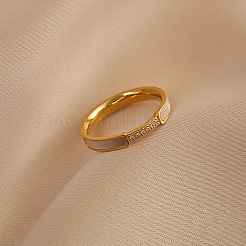 304 Stainless Steel & Clear Cubic Zirconia & Natural Shell Finger Rings for Women&nbsp;WG9332E-01