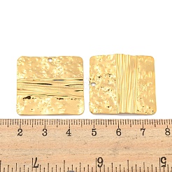 イオンプレーティング（IP）304ステンレスペンダント  テクスチャ  スクエアチャーム  18KGP本金メッキ  28x28x2mm  穴：2mm&nbsp;STAS-P365-13G