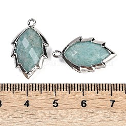 天然アマゾナイトのファセットリーフペンダント  ラックメッキ真鍮チャーム  プラチナ  23x13.5x5.5mm  穴：1.2mm&nbsp;G-I375-04P-02