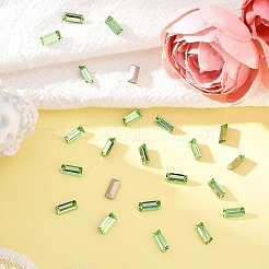 プレシオサ® マキシマ クリスタル ファンシーストーン  チェコクリスタル  435 26 212 バゲット  デュラフォイル  ペリドット50520個  4x2mm&nbsp;X-PRC-FB4-50520