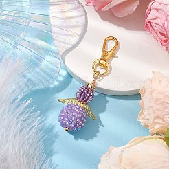 天使のガラスシードビーズペンダント装飾  合金製回転式ロブスター クロウ クラスプ バッグ飾り用チャーム  紫色のメディア  77mm&nbsp;HJEW-MZ00088-02