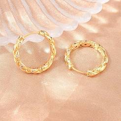 真鍮製マイクロパヴェキュービックジルコニアフープピアス  菱形  カドミウムフリー＆鉛フリー  長持ちメッキ  ラックめっき  18KGP本金メッキ  透明  23x4mm&nbsp;EJEW-P346-05G-01