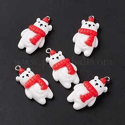 クリスマステーマの不透明樹脂ペンダント  プラチナトーン鉄パーツ  赤いスカーフをしたクマ  ホワイト  31.5x16.5x8mm  穴：2mm&nbsp;FIND-E025-20