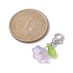 5 個の花と葉のアクリルペンダント装飾  合金製カニカン付き  プラチナ  25mm&nbsp;HJEW-JM01365-01