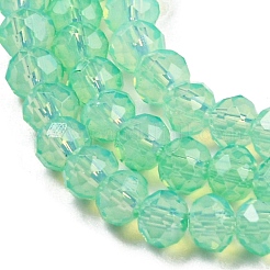 ベーキングペイント透明ガラスビーズ連売り  模造オパール  多面カット  ラウンド  春の緑  3.5x2.5~3mm  穴：0.8mm  約135~140個/連  32~34cm&nbsp;DGLA-A034-J2mm-B05