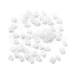 ガラスビーズ  三角ビーズ  ダイヤモンドビーズ 透明クリスタル 尖ったビーズ  ホワイト  3x3x2mm  穴：0.8mm&nbsp;GLAA-D300-01B