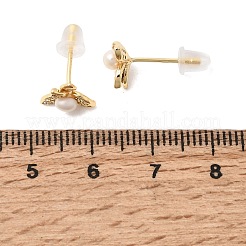 真鍮製マイクロパヴェキュービックジルコニアスタッドピアス  花  パール付き  ゴールドカラー  8x9.5mm&nbsp;AJEW-H158-03G