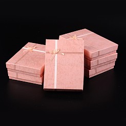 花（色はランダム配送）とスポンジが入ったジュエリー厚紙箱  長方形  ピンク  160x120x30mm&nbsp;LS-CBOX-R023-4
