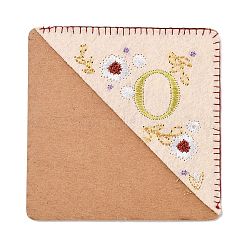 4個の文字の個性的手刺繍コーナーブックマーク  四季の花が刺繍されたブックマーカー、読書ギフト用  文字.o  95x95mm&nbsp;JX587O