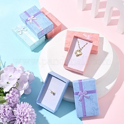 12色の厚紙紙ネックレスボックス3個  ネックレスギフトケース、内側にスポンジとちょう結び付き  長方形  ミックスカラー  5.2x8.2x3cm  4個/カラー&nbsp;CON-FS0001-18