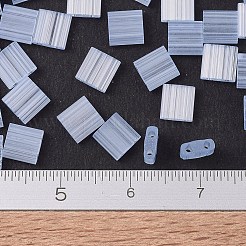MIYUKIティラビーズ  日本製シードビーズ  2穴  （tl2562)シルクペールブルー  5x5x1.9mm  穴：0.8mm  約1180個/100g&nbsp;SEED-J020-TL2562