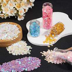 120g 6色のプラスチックスパンコールビーズ  縫製工芸品の装飾  花  6x6mm  20 G /カラー&nbsp;PVC-CP0001-02C