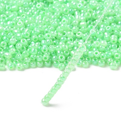 ガラスシードビーズ  セイロン  ラウンド  淡緑色  8/0  3mm  穴：1mm  約10000個/ポンド&nbsp;SEED-A011-3mm-144-1