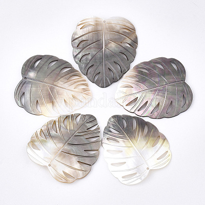 ブラックリップシェルペンダント  フラット葉  47~48x41~42x3~6mm  穴：1.4mm&nbsp;SHEL-S274-78-1