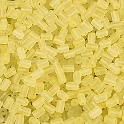 Fgb フロスト加工透明ガラスシードビーズ  コラム  丸い穴  染められ、ハートが入った  ライトカーキ  5~6.5x3~4mm  穴：0.7~0.9mm  約4500個/ポンド&nbsp;SEED-N013-05A-02