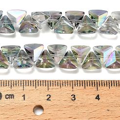 電気メッキガラスビーズセット  三角形  多面カット  ミディアムスプリンググリーン  7.5x8x5.5mm  穴：0.8mm  約70個/連  13.39''（34センチメートル）&nbsp;EGLA-P066-02A-HP02