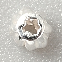 925スターリングシルバービーズ  溝付き丸ビーズ  銀  3x2.5mm  穴：0.6mm&nbsp;STER-WH0019-16A