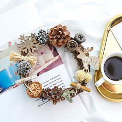 円形の籐のつるの枝の花輪フープ  diyイースタークリスマスパーティーの装飾のために  バリーウッド  20~20.5x2~2.3cm  内径：16~16.3のCM&nbsp;DIY-B022-01E