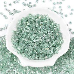 内側が透明なガラスシードビーズ6/0個。  三角形  アクアマリン  3.5x3.5x3.5mm  穴：0.9mm  約4500個/ポンド&nbsp;SEED-N006-003C
