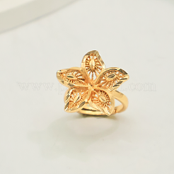 女性のための調節可能な真鍮の指輪  中空の花  18KGP本金メッキ  16mm〜20mm&nbsp;DS8817-1