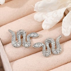 真鍮マイクロペーブクリアキュービックジルコニアスタッドピアス  925つのスターリングシルバーピン付き  ヘビ  プラチナ  10x17mm&nbsp;EJEW-P301-17P