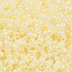 トーホー 6/0ラウンドビーズ  日本製シードビーズ  （セイロンバナナクリーム142)個  4mm  穴：1.5mm  約840個/50g&nbsp;SEED-XTR06-0142