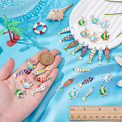 28個14スタイル亜鉛合金エナメルペンダント  魚  黄金/プラチナ  ミックスカラー  21x9x3mm  穴：2mm  2個/スタイル&nbsp;ENAM-AR0001-96