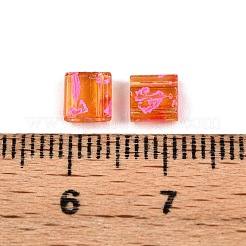 2穴透明ガラスシードビーズ  アンティークスタイル  正方形  サンゴ  5x4.5~5.5x2~2.5mm  穴：0.5~0.8mm&nbsp;SEED-S023-30C-13