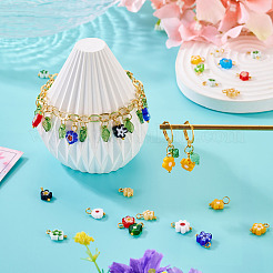 20個の手作りミルフィオリガラスチャーム  花  真鍮のループ付き  ミックスカラー  10~12x7~9x3~3.5mm  穴：1.8~2mm&nbsp;PALLOY-TADJ00004