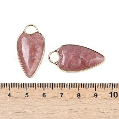 天然イチゴクォーツペンダント  ゴールデントーン真鍮パーツ  ハートチャーム  33.5x17x5.5~6.5mm  穴：6x5mm&nbsp;G-G193-02G-03