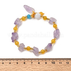 天然のアメジストの原石を使った、女性向けのビーズ付きストレッチブレスレット  金色のプラスチックビーズ付き  内径：2.05~2.13インチ（5.2~5.4cm）&nbsp;GG-CBA2C9C-07