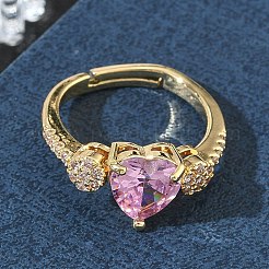 女性用真鍮製調節可能指輪  ピンクのハートと透明なキュービックジルコニア付き  長持ちメッキ  ゴールドカラー  9mm  内径：17mm&nbsp;CU-CBA7E55-05G