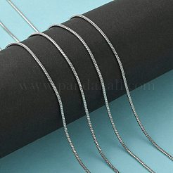 変色しにくい304ステンレススチール製ラウンドスネークチェーン  スプールで  ハンダ付け  ステンレス鋼色  1.5x1.5mm  約32.8フィート（10m）/ロール&nbsp;CHS-K007-06C