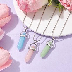 弾丸型合成夜光石ペンダントネックレス、真鍮スネークチェーン付き  ミックスカラー  16.57インチ（42.1cm）&nbsp;NJEW-JN04601