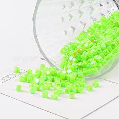 環境に優しいポリスチレンアクリルビーズ  ABカラー  キューブ  黄緑  4x4mm  穴：1mm  約8000個/500g&nbsp;PL337AB-6