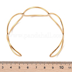女性用304ステンレススチールカフバングル  ラウンド  18KGP本金メッキ  1-1/4インチ（3.2cm）  内径: 2-1/2インチ(6.5cm)x 2-1/8インチ(5.5cm)&nbsp;BJEW-U023-02G