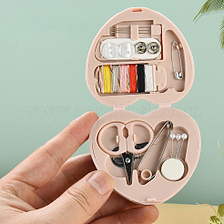 プラスチック製裁縫・編み物ツールキット1セット  ボタン、ピン、はさみ、縫い糸、編み針、かぎ針、針金  ハート  ピンク  75x70x18mm&nbsp;SENE-DJ0001-30A