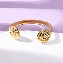 女性用304ステンレススチールカフバングル  巻き貝  ゴールドカラー  1/4~3/4インチ（0.6~1.95cm）  内径：1-7/8x2-1/4インチ（4.8x5.8cm）&nbsp;BJEW-C123-01B-G